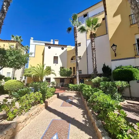 Oasis - Near Locos Apartment