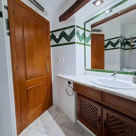 Apartament Oasis - Near Locos