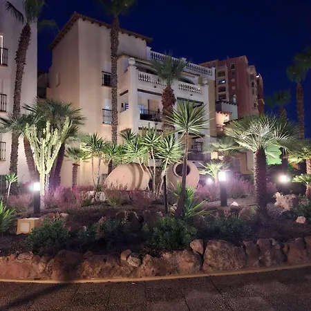 Apartment Oasis - Near Locos *