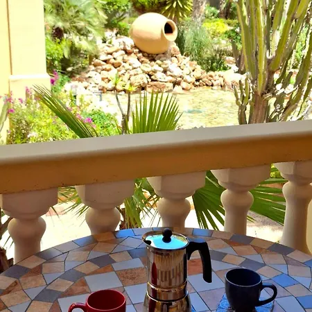 Oasis - Near Locos * Torrevieja
